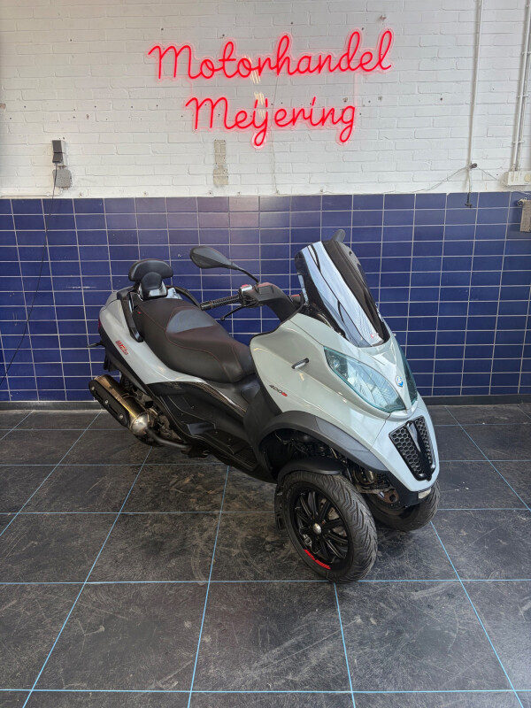 Piaggio Scooter 400 LT MP3 Autorijbewijs