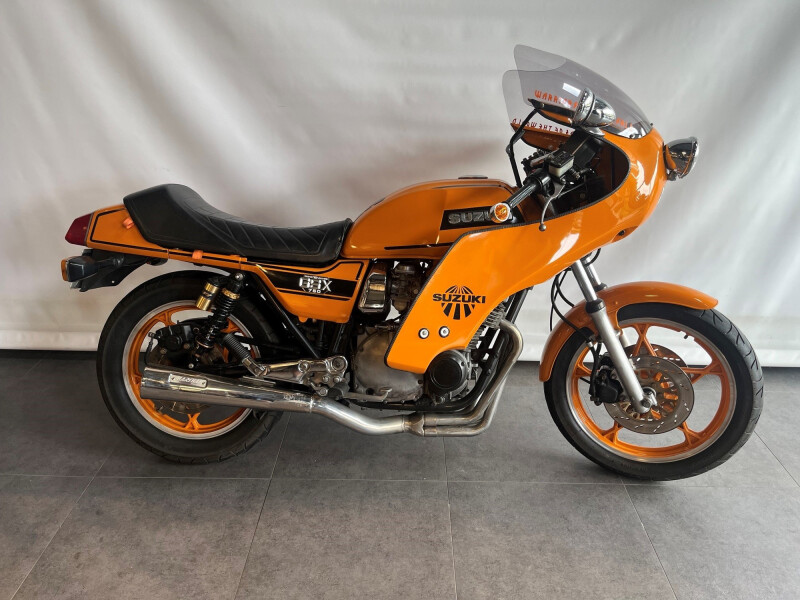 Suzuki GSX 750