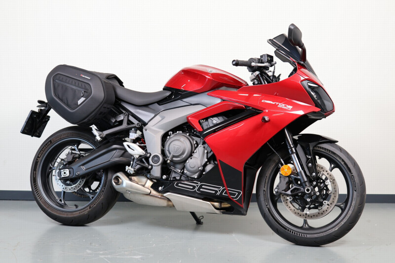Triumph DAYTONA 660
