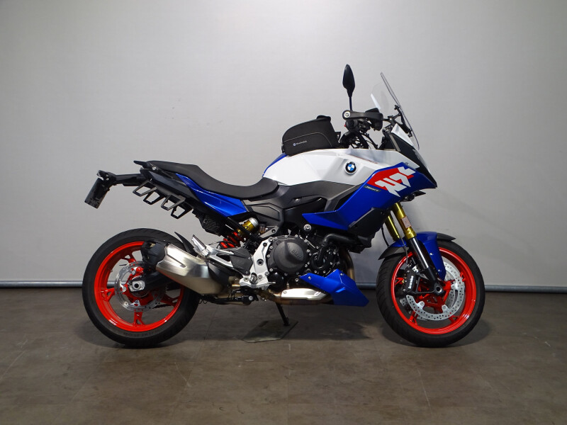 BMW F 900 XR