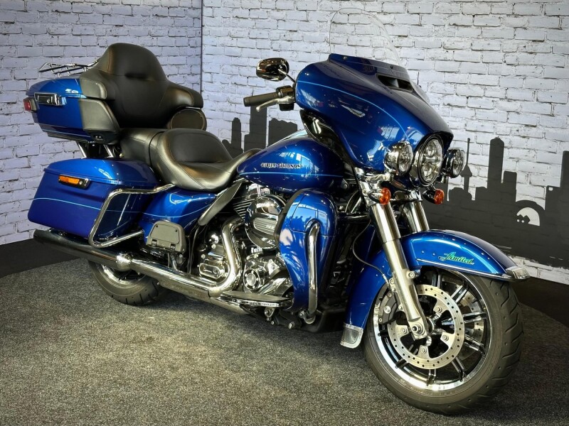 Harley-Davidson FLHTK ULTRA LIMITED