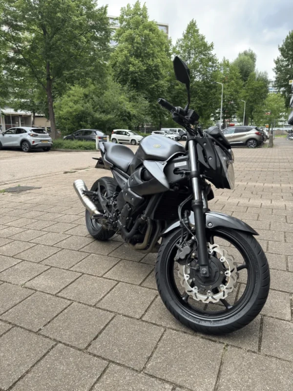 MOET WEG!! Yamaha XJ6N 600CC