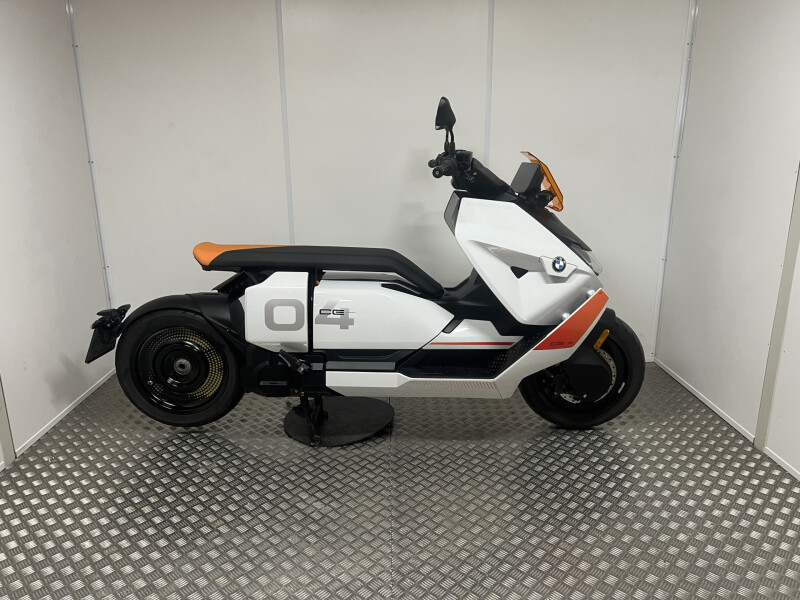 BMW CE 04 Light white BTW Voertuig